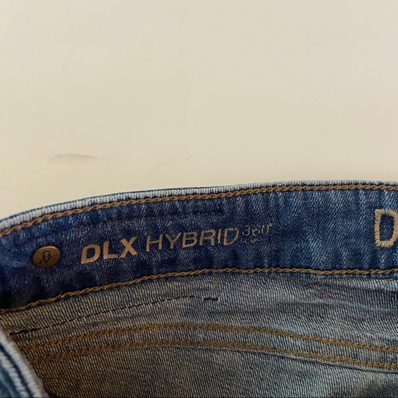 DL 1961 Relaxed Skinny Azalea Valentine Jeans sz 27 - Picture 6 of 7